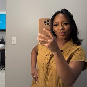 Meet your Posher, Samone